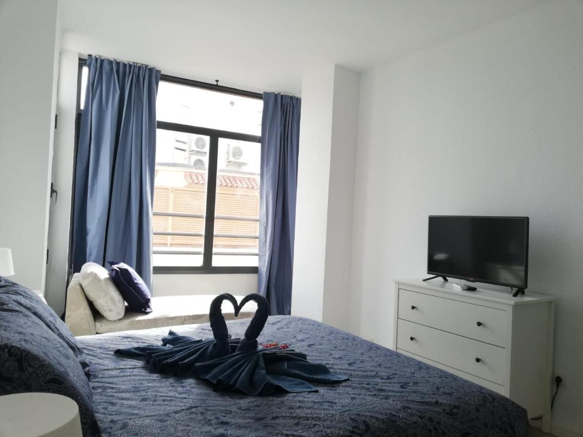 Апартаменты Apartamento Con Encanto 'Larios Luxy' Малага Экстерьер фото