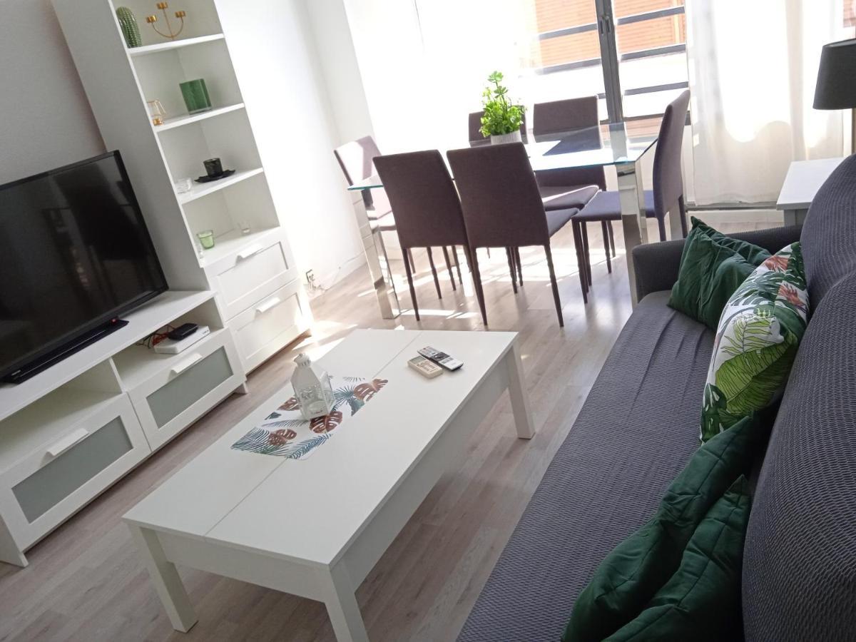 Апартаменты Apartamento Con Encanto 'Larios Luxy' Малага Экстерьер фото