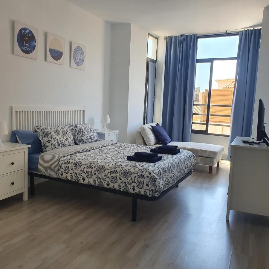 Апартаменты Apartamento Con Encanto 'Larios Luxy' Малага Экстерьер фото