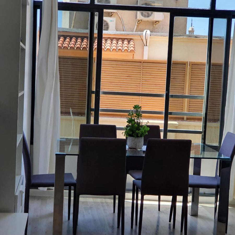 Апартаменты Apartamento Con Encanto 'Larios Luxy' Малага Экстерьер фото